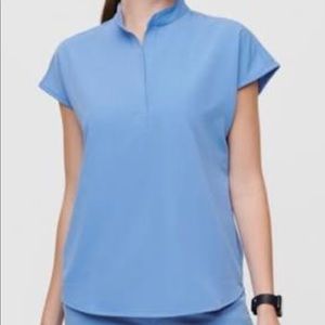 FIGS CEIL BLUE RAFAELA TOP IN XL USED